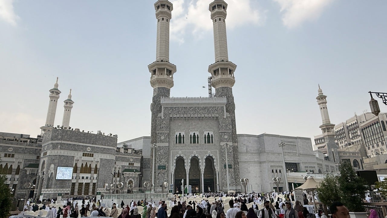 Saudi Arabia executes 2 Bangladeshis over ‘indecent acts’ in holy city of Mecca