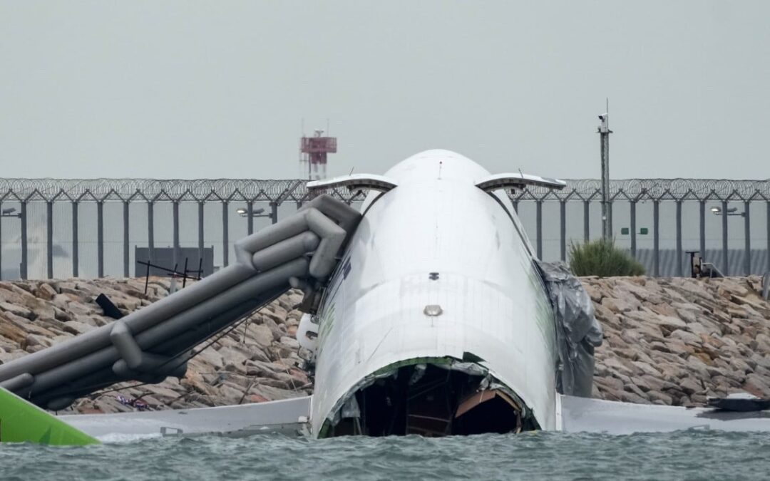 Investigators probe cockpit control movement in fatal cargo plane runway crash