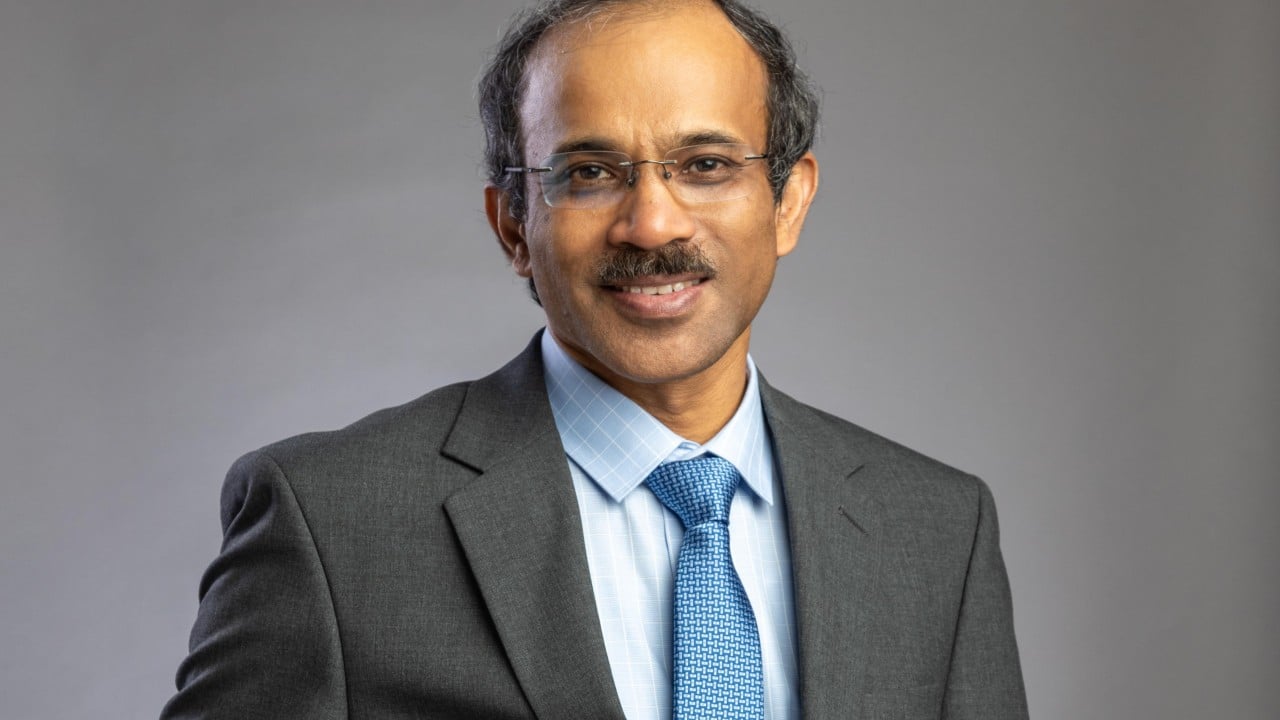 India-born US citizen drives research into light at sanctioned Chinese school