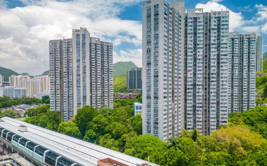 Firm accused of cost-cutting, false declarations over fire-safety parts in 48 lifts
