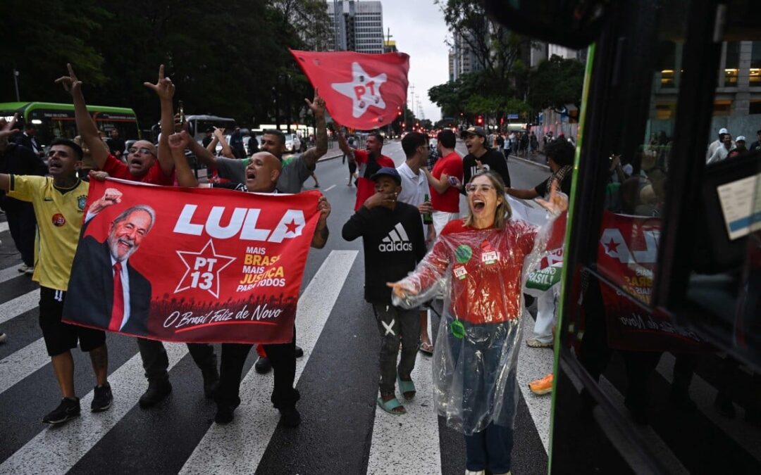 Brazil pauses presidential vote count after Supreme Court extends voting hours