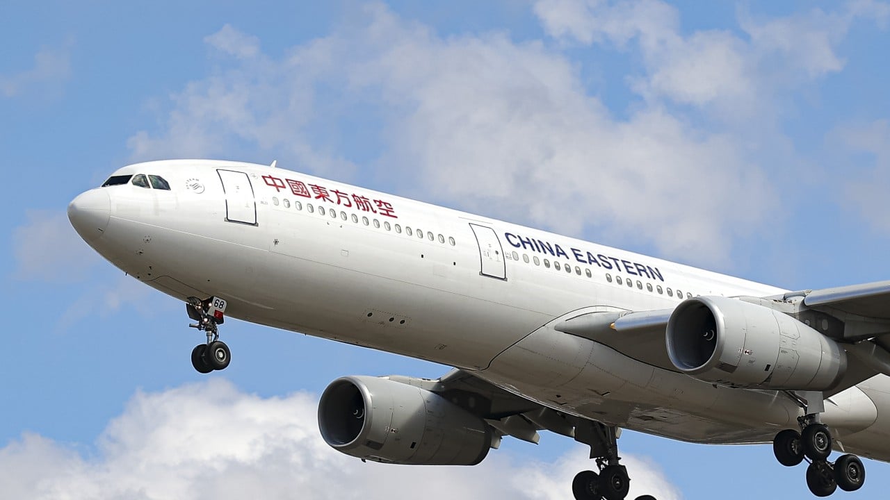 China Eastern reports passenger to police over cabin crew kneeling row