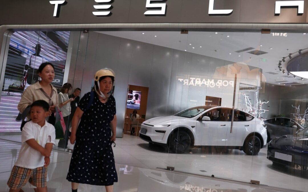Tesla signs deal to integrate Alipay into its cars as China competition heats up