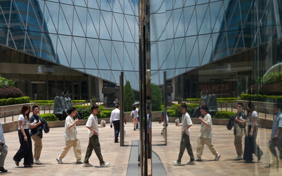 Standard Chartered-led Anchorpoint plans retail stablecoin as HSBC RedCoin launches